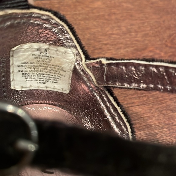 Old Navy toddler dress shoes - Picture 7 of 7